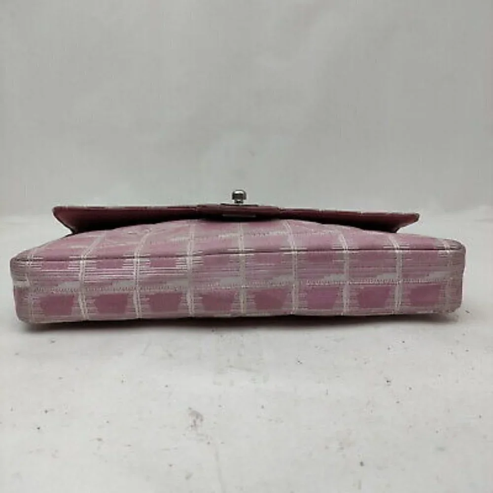 Chanel Pink Canvas Shoulder Bag - Picture 4 of 9